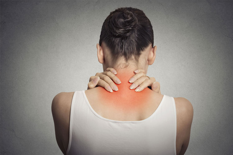 neck pain reasons and methods to cure it.